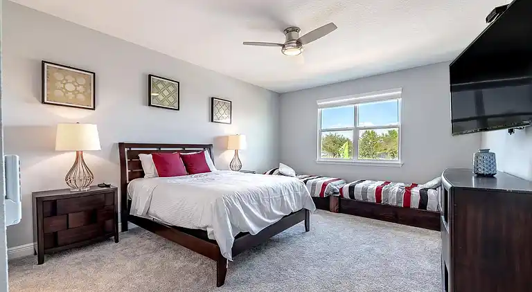 Home Near Disney Area-Sleeps 14 Guest