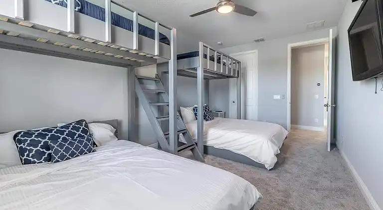 Home Near Disney Area-Sleeps 14 Guest