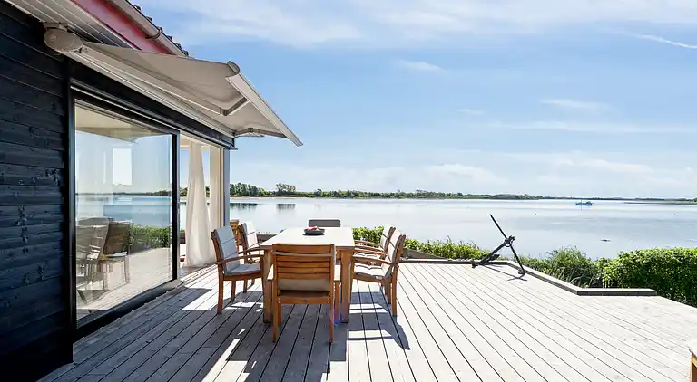Schönes Strandhaus mit Panoramablick