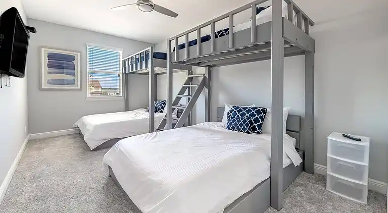 Home Near Disney Area-Sleeps 14 Guest