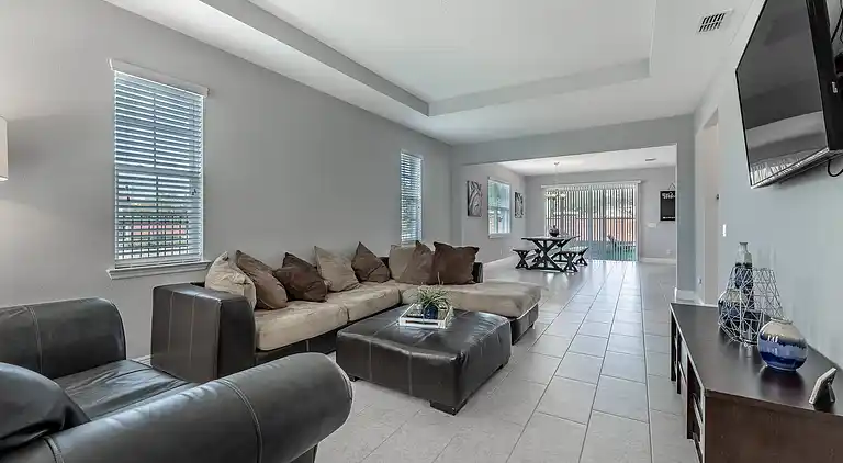 Home Near Disney Area-Sleeps 14 Guest