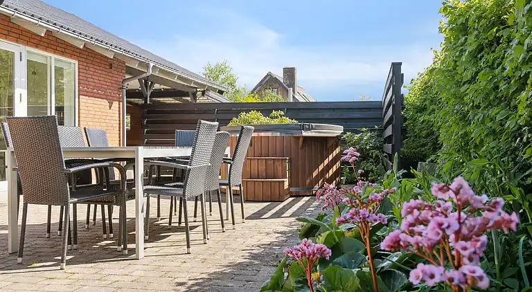 Aktivitetshus med vildmarksbad - Inkl. rengøring