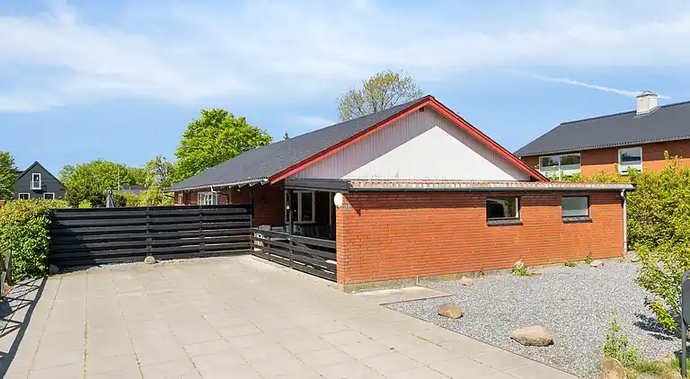 Aktivitetshus med vildmarksbad - Inkl. rengøring