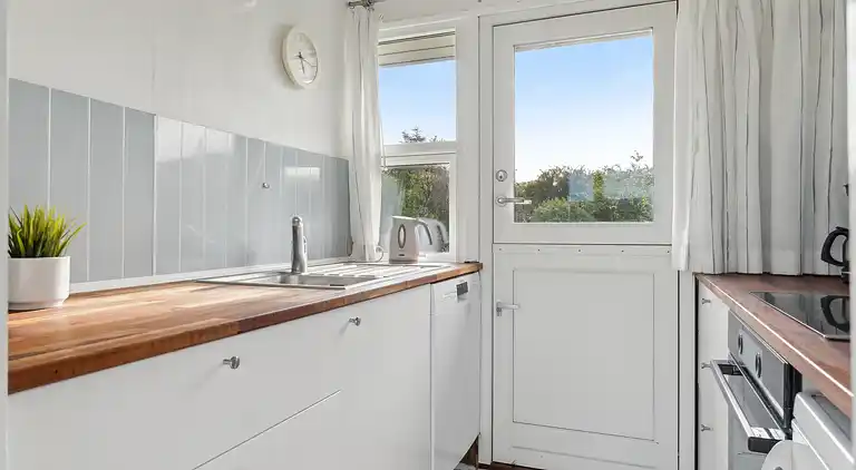 Meerblick, 200m zum Strand, schöne Natur