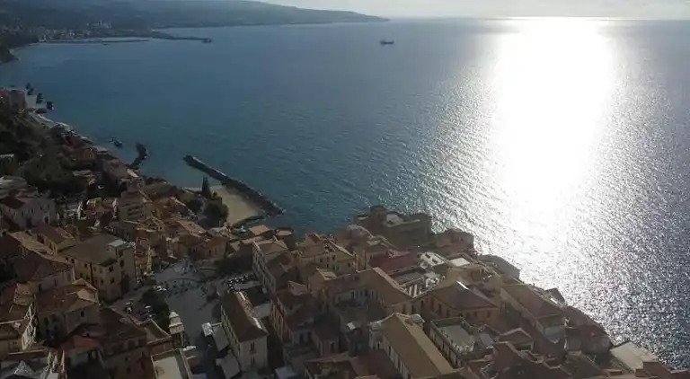 Semesterbostad i Pizzo