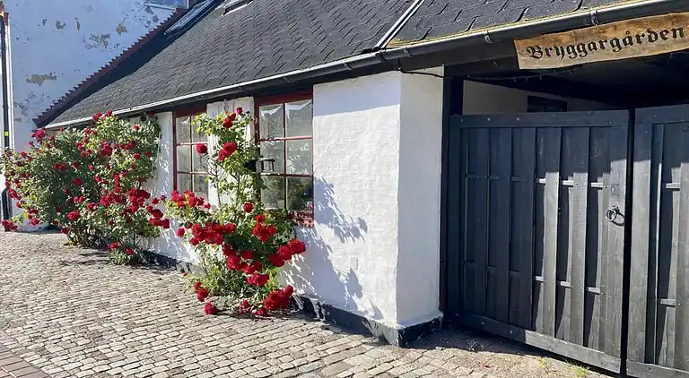 Bryggargården flexible family living by the sea