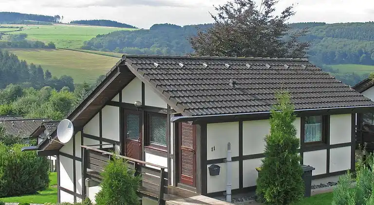 Sommerhus i Feriendorf Hennesee