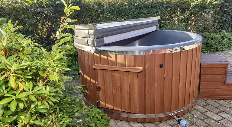 Aktivitetshus med vildmarksbad - Inkl. rengøring