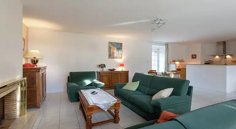 Holiday home in Broons