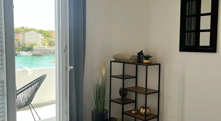 2-Zimmer-Ferienwohnung am Strand Potocnica, Pag (A-222-b)