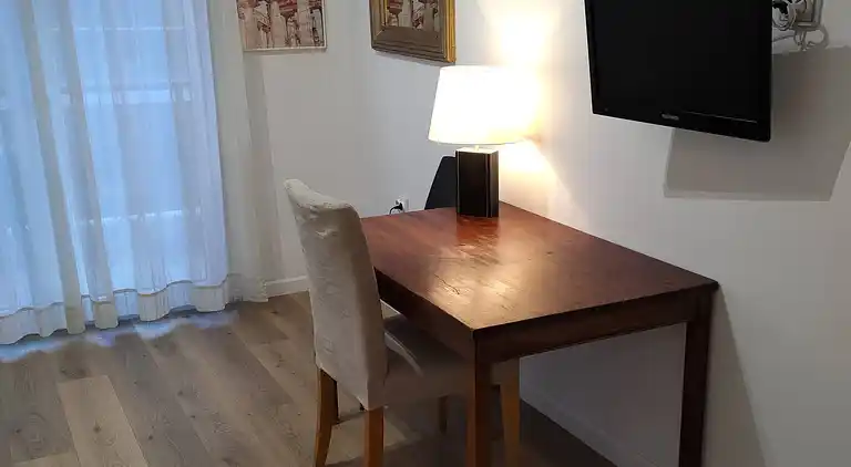 Promenadenwohnung mit Meerblick YR1