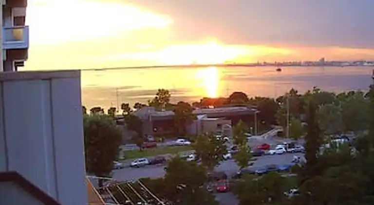 Promenadenwohnung mit Meerblick YR1