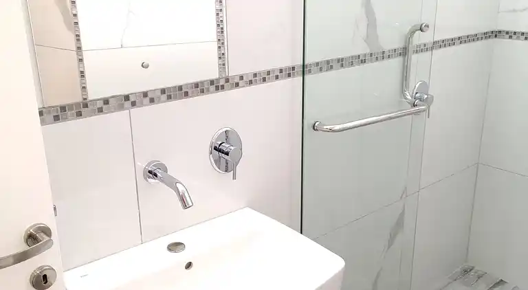 Promenadenwohnung mit Meerblick YR1