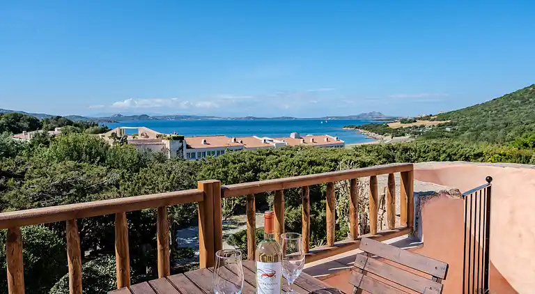 Baja Sardinia - Cala dei Ginepri, Villa 80 m vom Strand