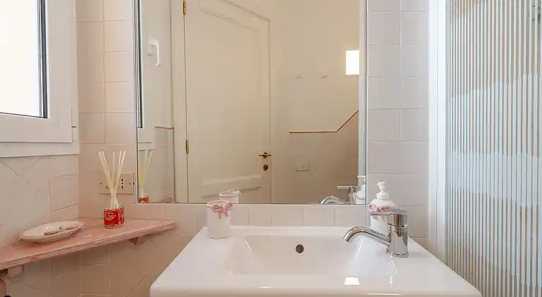 Baja Sardinia - Cala dei Ginepri, Villa 80 m vom Strand