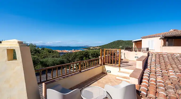 Baja Sardinia - Cala dei Ginepri, Villa 80 m vom Strand