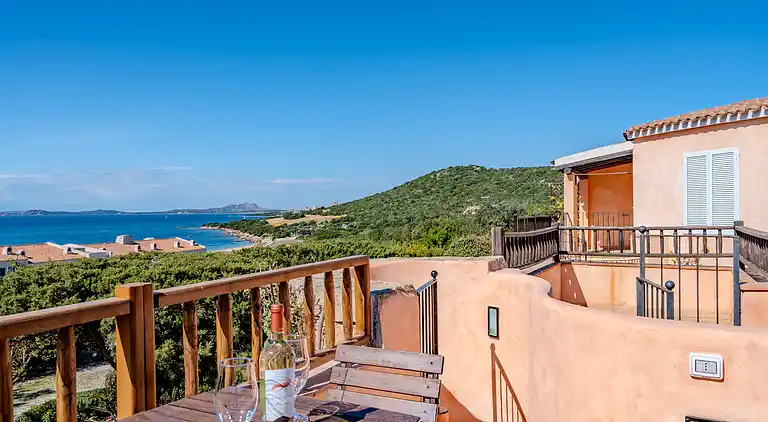 Baja Sardinia - Cala dei Ginepri, Villa 80 m vom Strand