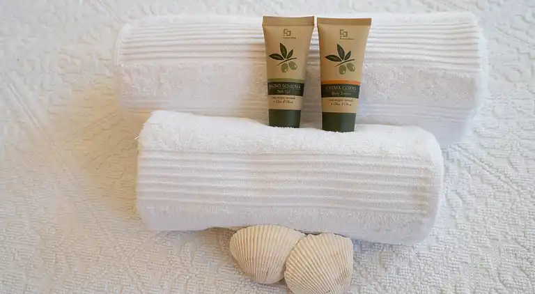 Baja Sardinia - Cala dei Ginepri, Villa 80 m vom Strand