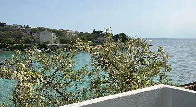 2-Zimmer-Ferienwohnung am Strand Potocnica, Pag (A-222-b)