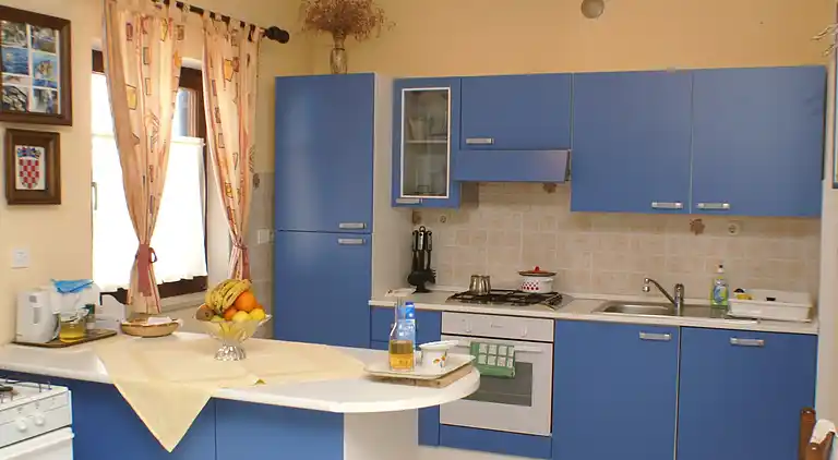 Komfortable Ferienwohnung am Strand Zubovici, Pag (A-4065-a)