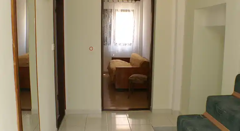 Komfortable Ferienwohnung am Strand Zubovici, Pag (A-4065-a)