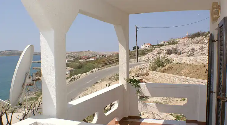 Komfortable Ferienwohnung am Strand Zubovici, Pag (A-4065-a)