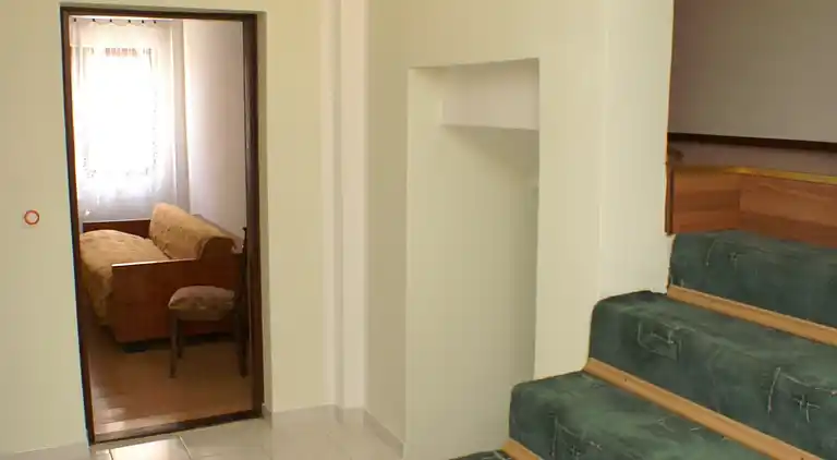 Komfortable Ferienwohnung am Strand Zubovici, Pag (A-4065-a)