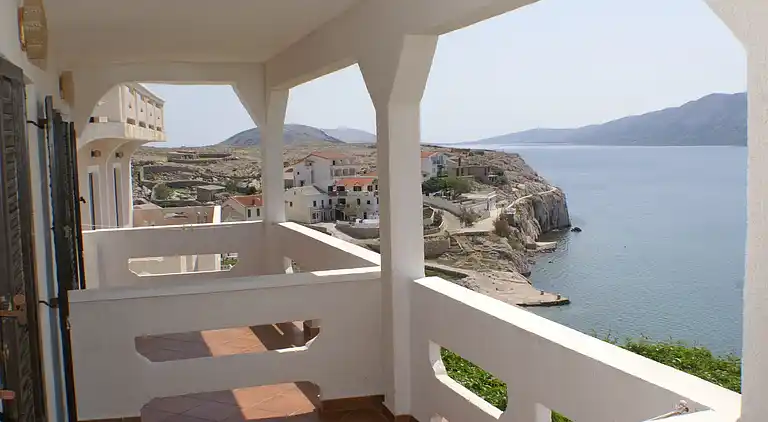 Komfortable Ferienwohnung am Strand Zubovici, Pag (A-4065-a)