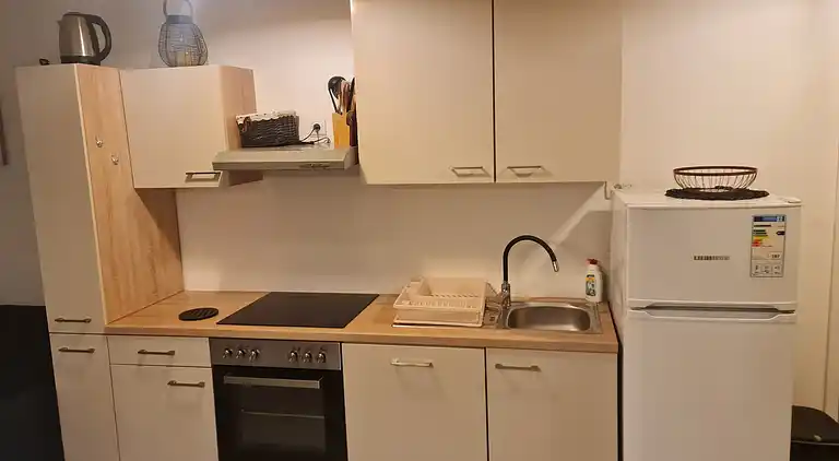 Two bedroom apartment with terrace and sea view Neviđane,