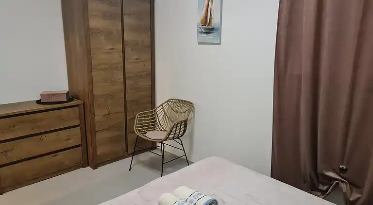 Two bedroom apartment with terrace and sea view Neviđane,