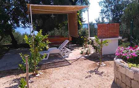 Two bedroom house with terrace and sea view Mokalo, Pelješac