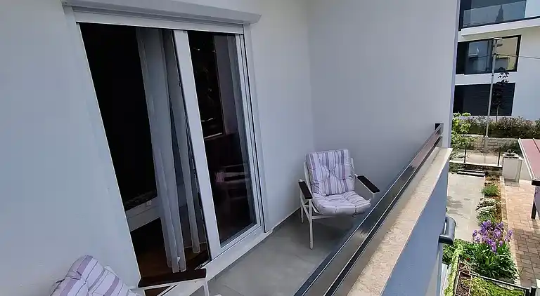 2-Zimmer-Ferienwohnung mit Terrasse Rovinj (A-19088-b)