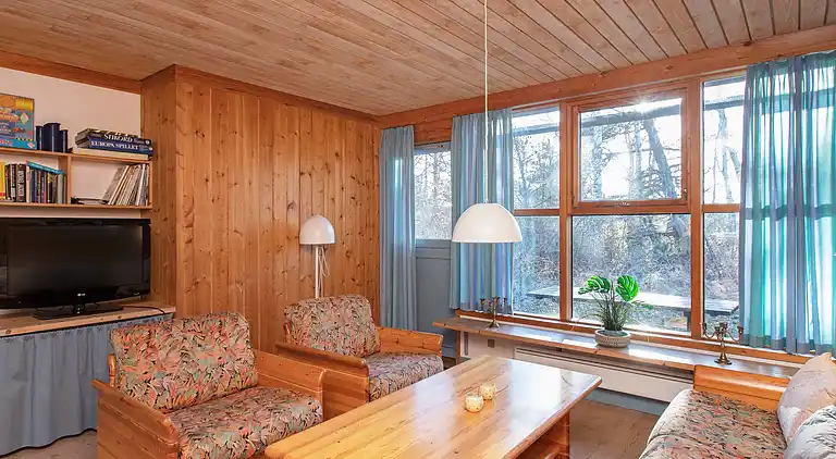 3 room, close to the sea/dike