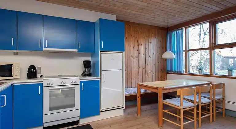 3 room, close to the sea/dike