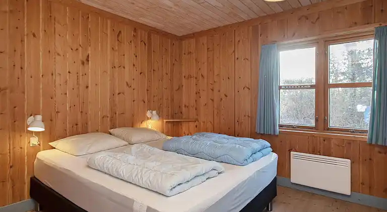 3 room, close to the sea/dike