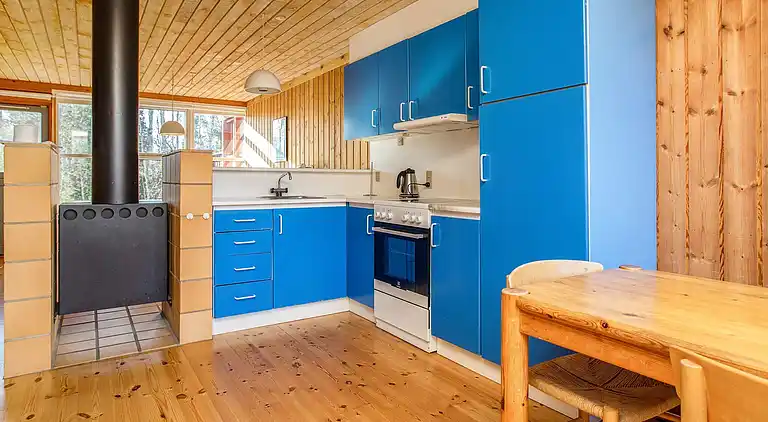 3 room, close to the sea/dike