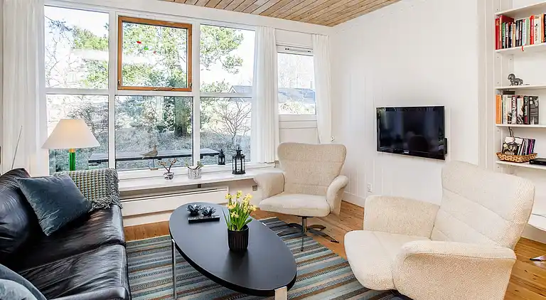 3 room, close to the sea/dike