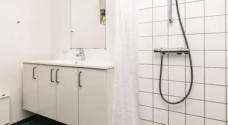 3 room,3a+2c,Family,Standard