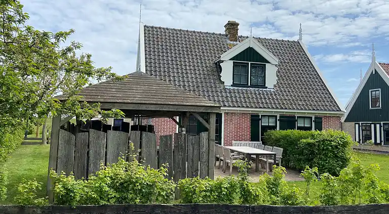 Villa in Hippolytushoef