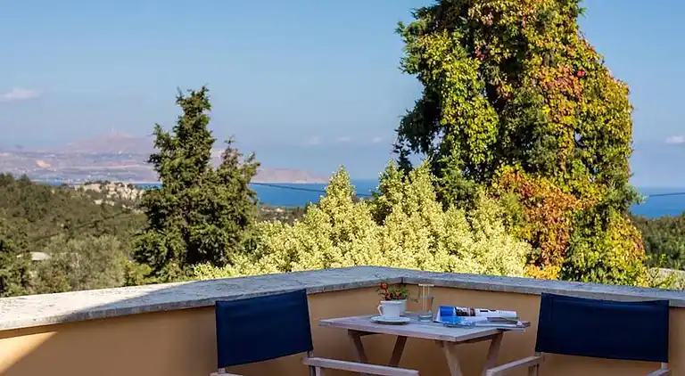 Group Accomodation, Heliopetra Studios And Houses