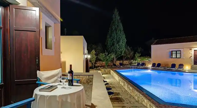 Group Accomodation, Heliopetra Studios And Houses