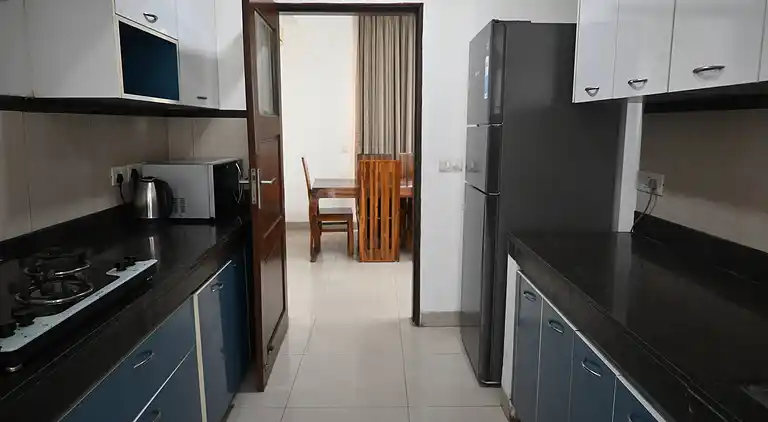 Luxuriöses 3BHK-Apartment in Gurgaon mit Stadt- und