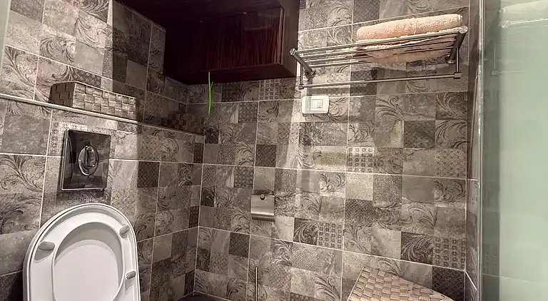 Charming Amman Apartment with Modern Amenities