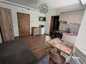 Charming modern furnished Studio in a Peaceful Neighborhood