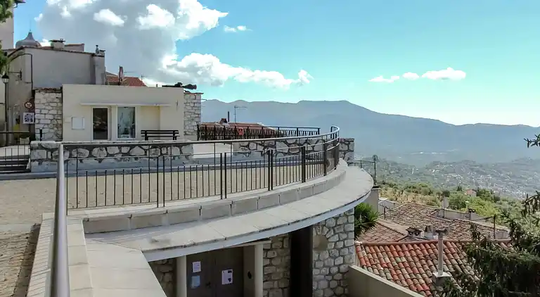 Holiday home in Contes