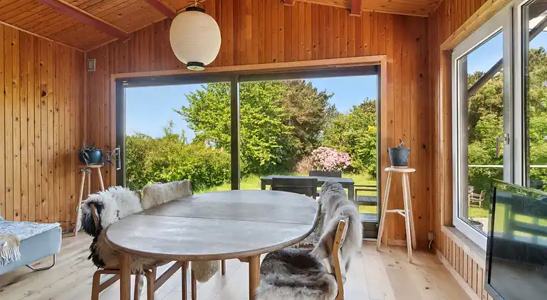 Dejligt romantisk fristed tæt ved en smuk strand