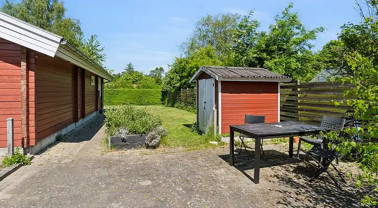 Hyggeligt feriehus tæt på fjord og badebro