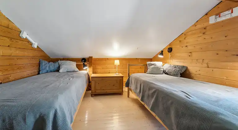 Hyggeligt feriehus tæt på fjord og badebro