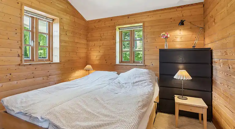 Hyggeligt feriehus tæt på fjord og badebro