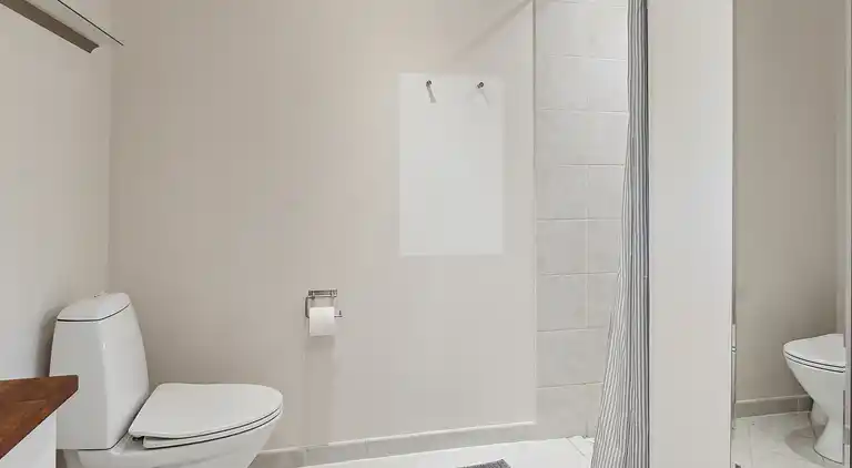 Hyggeligt feriehus tæt på fjord og badebro